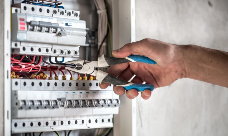 Assistant Electrician